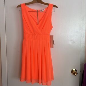👗NWT Neon Coral Mini Dress 👗